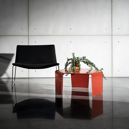 Table basse contemporaine - 3 - Sovet Italia - en verre fumé / en verre bombé / avec piètement bombé