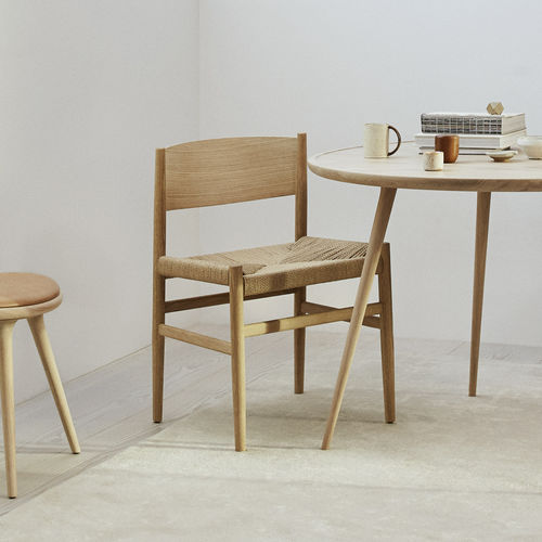 Chaise de salle à manger contemporaine - NESTOR - Mater Design - d'intérieur / en fibre de papier / avec piètement en chêne