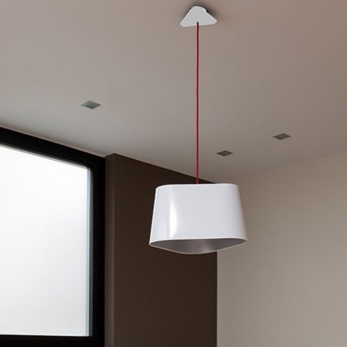 Suspension NUAGE Designheure en acier laqué / en porcelaine