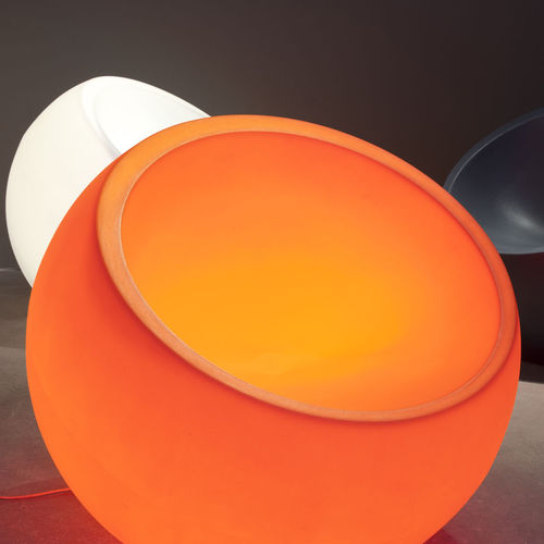 Banc public contemporain - Cranberry Chair Light - Keha3  - en PE / lumineux / professionnel