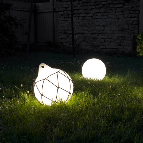 Lampe baladeuse - Buoy - Keha3  - en aluminium / en polyéthylène / contemporaine