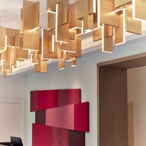 Lustre contemporain - TRON - DCW éditions - en laiton / professionnel / sculptural