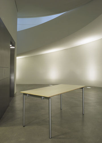 Table contemporaine - FLEX - Randers+Randers - en érable / rectangulaire / pliante