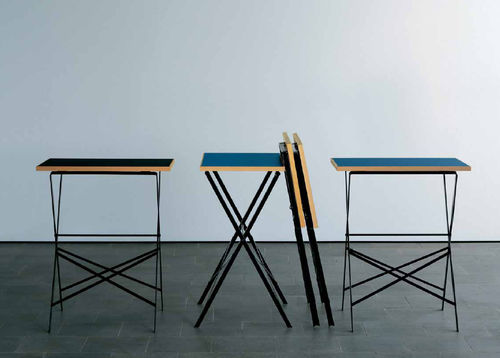 Table contemporaine - Lehni - en bois de feuillus / rectangulaire / pliante