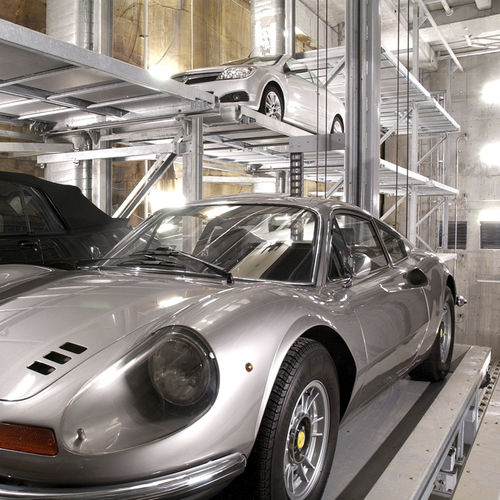 Système de stationnement avec plate-forme - MASTERVARIO R3C - KLAUS Multiparking GmbH - avec ascenseur