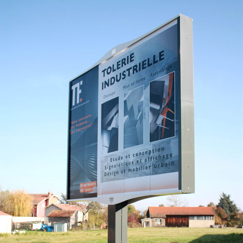 Panneau d'affichage sur pieds hauts - SINGLE POST - TF URBAN - d'extérieur / lumineux / publicitaire