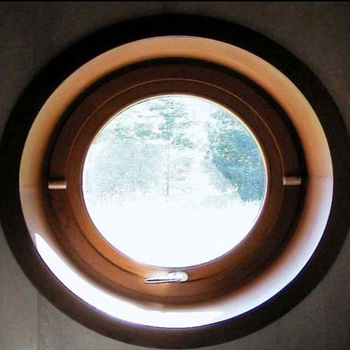 Fenêtre en bois - isamserramenti - à pivot / à coupure thermique / oeil de boeuf