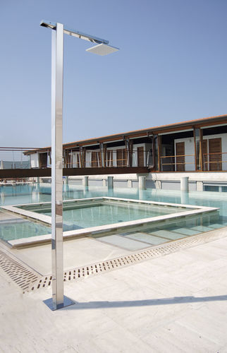 Douche de jardin de piscine - SQUARE SHOWER: Q86 - Fontealta - en acier inoxydable