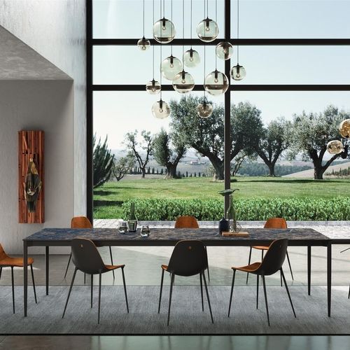 Table à manger contemporaine - MARGUERITE - Ghekiere Industries - en verre / en céramique / en aluminium laqué