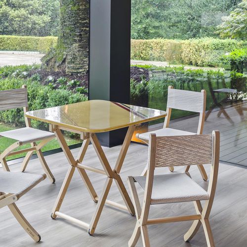 Table contemporaine - DINGHY B - DVELAS - en résine / en tissu / avec piètement en contreplaqué