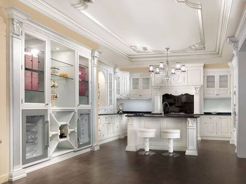 Cuisine de style - VENICE PRESTIGE - Onlywood SRL - en bois / avec îlot / avec poignée