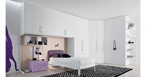 Armoire d'angle - CLEVER - Homes - contemporaine / en bois / à portes battantes