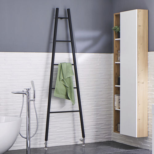 Sèche-serviettes à eau chaude - HT SPA - CHRISTESEN GmbH - contemporain / en acier / au sol