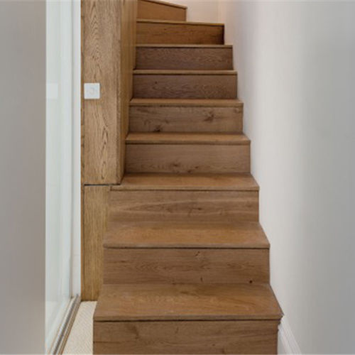 Escalier droit - Broadleaf Timber - à marches en bois / structure en bois / contemporain