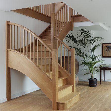 Escalier quart tournant - Broadleaf Timber - à marches en bois / structure en bois / traditionnel