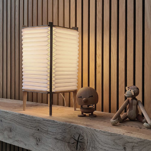Lampe de table - BEE HIVE - LE KLINT - en chêne / en papier / contemporaine