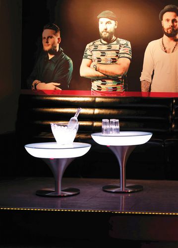 Table bistrot contemporaine - LOUNGE M 45.55.75.105 - MOREE - en verre / en ABS / avec piètement en aluminium anodisé