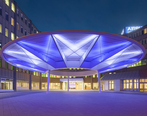 Auvent pour bâtiment tertiaire - AIRBUS DEFENCE AND SPACE ETFE - Vector Foiltec - d'entrée / en acier / en ETFE