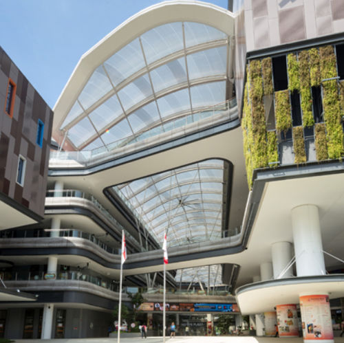 Auvent pour bâtiment tertiaire - TAMPINES TOWN HUB, SINGAPORE - Vector Foiltec - en acier / en ETFE / courbé