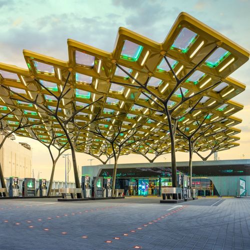 Auvent d'entrée - SERVICE STATION OF THE FUTURE - Vector Foiltec - en fibre de carbone / en plastique / plat