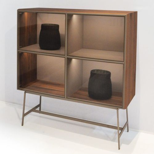 Vitrine contemporaine - S100|S200 - YOMEI - sur pieds hauts / en verre / en noyer