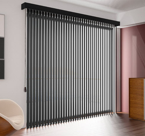 Store à bandes verticales - 89mm Vertical Slat - Luxmader - pour fenêtre / en aluminium / en simili cuir