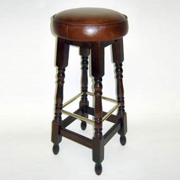 Tabouret de bar classique - 1006 - Kingsgate Furniture ltd - en cuir / avec piètement en bois / 4 pieds