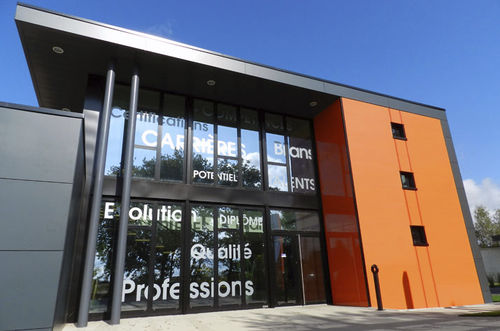 Bâtiment préfabriqué - SOFTEC 880 m² - Cougnaud - en béton / pour bureau / écologique