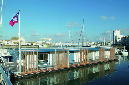 Bâtiment flottant - CCI VENDÉE 122 m²  - Cougnaud - préfabriqué / en bois / pour bureau