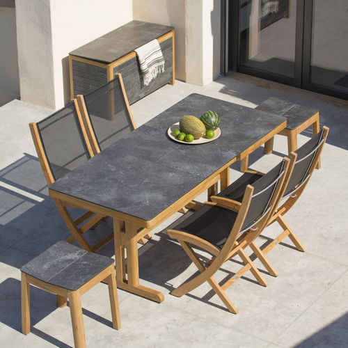 Table à manger contemporaine - TEKURA - LES JARDINS - en bois / en HPL / rectangulaire