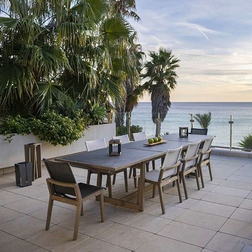 Table à manger contemporaine - SKAAL  - LES JARDINS - en céramique / avec piètement en teck / rectangulaire