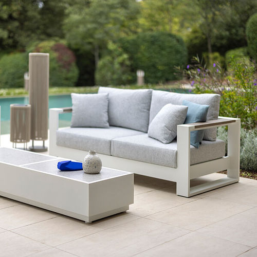 Canapé contemporain - RANCHO - LES JARDINS - de jardin / en tissu / résistant aux UV