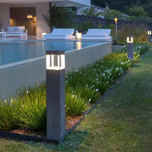Borne d'éclairage de jardin - TECKALU : TECKA51 - LES JARDINS - contemporaine / en aluminium / solaire