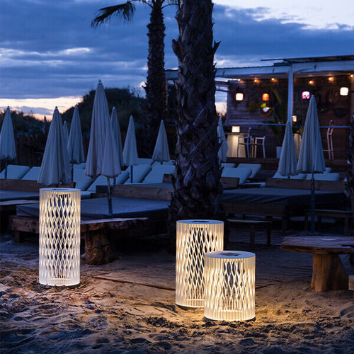 Lampe de sol - CADIX - LES JARDINS - en aluminium / en maille / design minimaliste