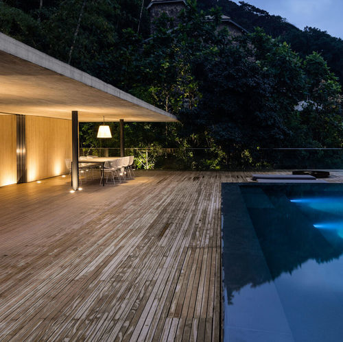 Lame de terrasse en bois - CASA DA MATA BEACH HOUSE - Accsys Technologies - aspect bois / professionnelle / durable
