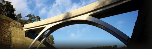 Pont en béton armé - INFRASTRUCTURE WORKS - Cornish Concrete Products  - routier / préfabriqué
