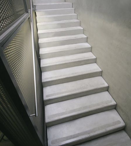 Escalier droit - EBAWE Anlagentechnik GmbH  - demi-tournant / à marches en béton / structure en béton