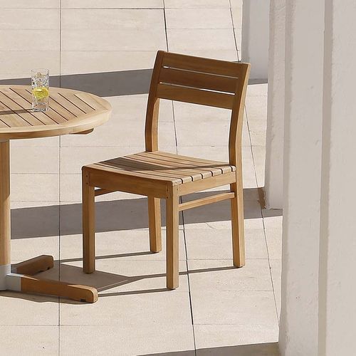 Chaise contemporaine - Bermuda  - Barlow Tyrie - d'extérieur / en teck / avec piètement en teck