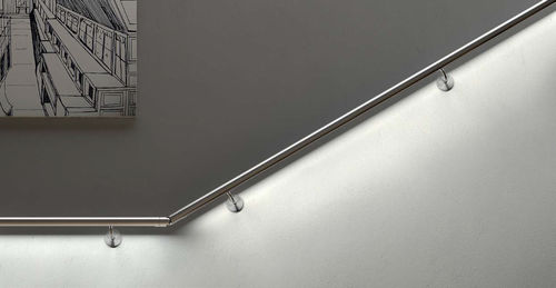 Main courante en métal - RAILING SYSTEM - AALCO METALS LIMITED - avec éclairage à LED intégré