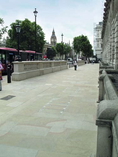 Carrelage en béton - MOSELDEN YORKSTONE - Marshalls plc  - à relief / d'extérieur / pour sol
