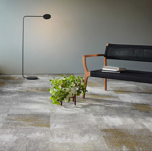 Moquette en dalles - COMFORTABLE CONCRETE RETOLD  - Milliken Contract  - tuftée / bouclée / en nylon