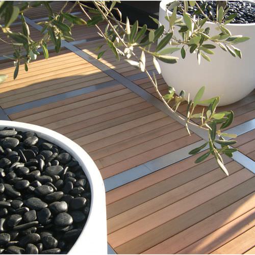 Lame de terrasse en bois massif - WESTERN CLEAR - Silva Timber Products  - en bois