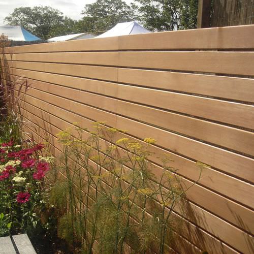 Brise-vue en panneau - WESTERN RED CEDAR - Silva Timber Products  - en bois