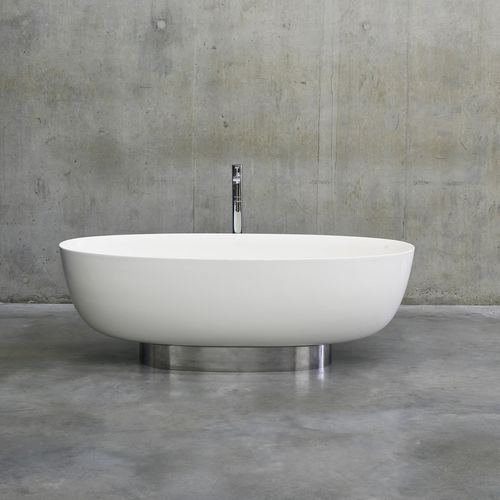 Baignoire ovale - PURO WITH PLINTH - Clearwater Baths - à poser / en composite / en acier inoxydable