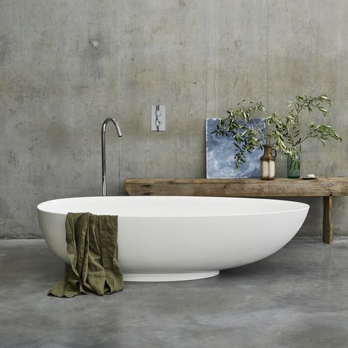 Baignoire ovale - TEARDROP GRANDE - Clearwater Baths - à poser / en composite / en acrylique