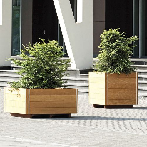 Jardinière en bois - ZUECO - VelopA - carrée / contemporaine / pour espace public