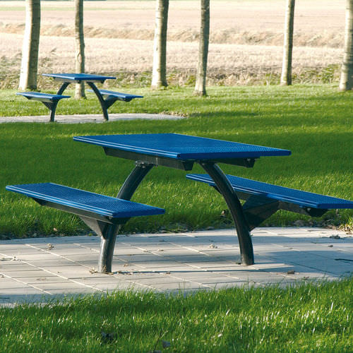 Table de pique-nique contemporaine - DELTA - VelopA - en bois / en métal / rectangulaire