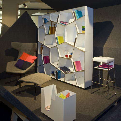 Bibliothèque design original - Pattern - Quodes - en aluminium / blanche / par Alfredo Häberli