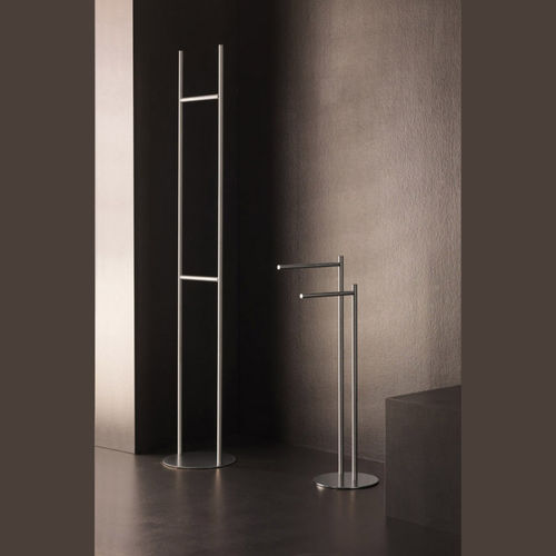 Porte-serviettes 1 barre - STIFF - OML SRL - sur pied / en métal