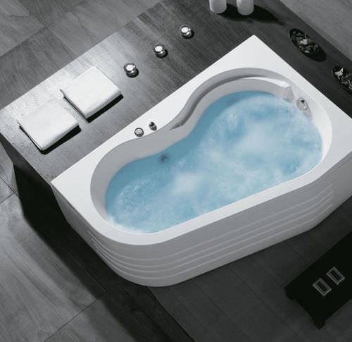 Baignoire d'angle - CLASSIC: WAP - COLACRIL - en acrylique / balnéo / blanche